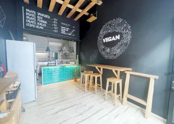 negozio - Shop Via Bianchi, Piacenza - photo 2