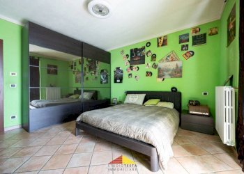 Camera da letto - Villa via Polidoro Decimo, Revello - photo 35