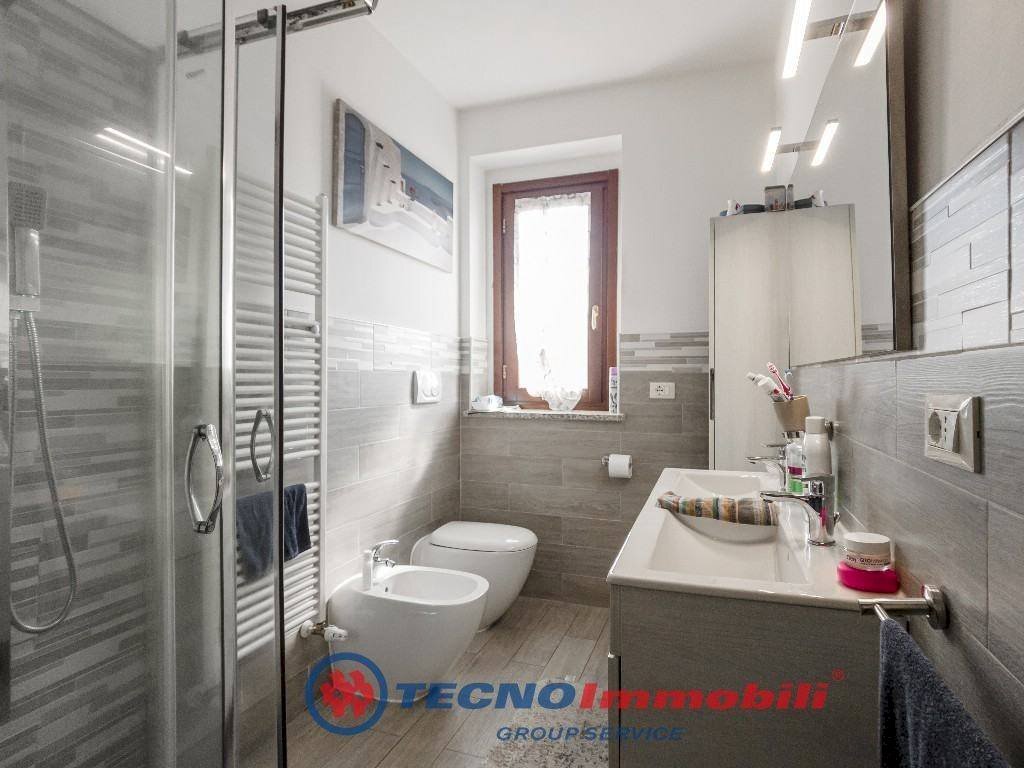 Bagno - Three-room apartment piazza Astengo, Settimo Torinese - photo 3