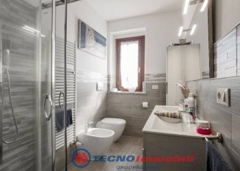Bagno - Three-room apartment piazza Astengo, Settimo Torinese - photo 3