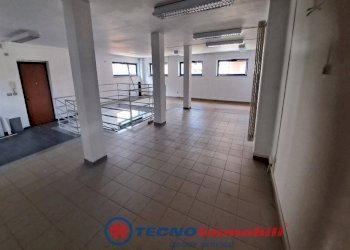Interno non residenziale - Shop via Colonna, Torino (neighborhood Aurora) - photo 4