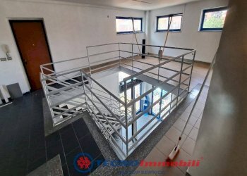 Interno palazzo - Shop via Colonna, Torino (neighborhood Aurora) - photo 7