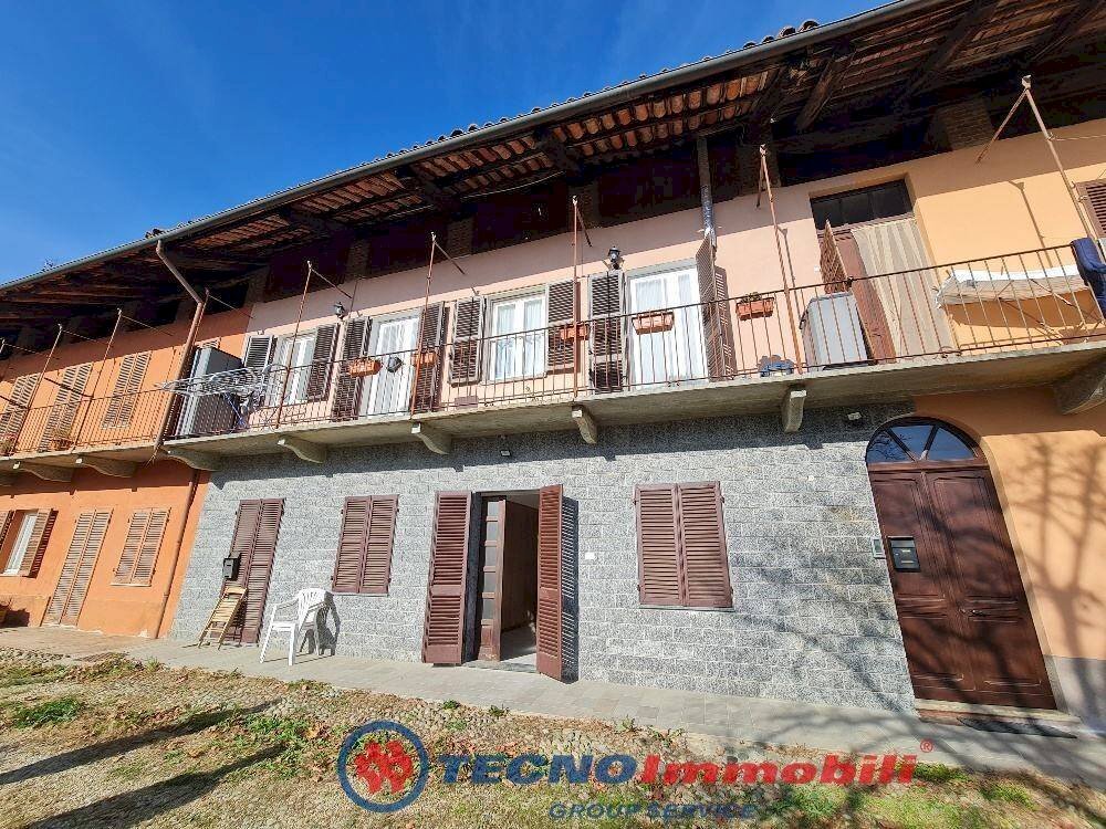 Facciata - Bilocale Case Bennone, Rocca Canavese - foto 1
