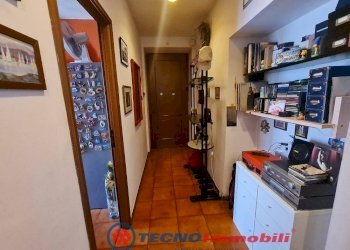 Corridoio - Four-room apartment corso Giulio Cesare, Torino (neighborhood Aurora) - photo 3