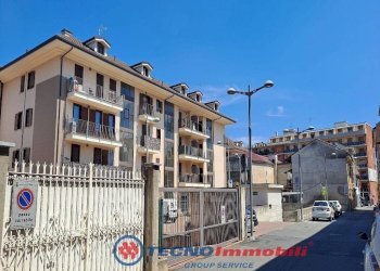 Facciata - Garage - Autosilos - Parcheggio via Garibaldi, Settimo Torinese - foto 1