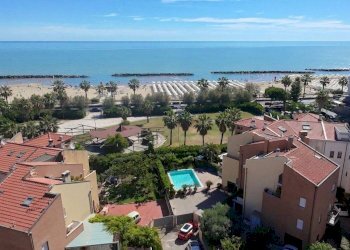 Foto 1 - Villa a Schiera VIA PETRARCA
 
3, Montesilvano - foto 1