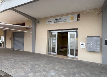 Foto 1 - Locale Commerciale lungomare trento
31, Roseto degli Abruzzi - foto 1