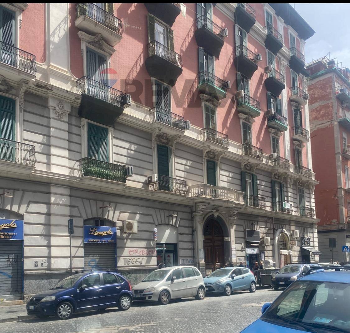 Edificio all\'aperto - Apartment Via Cesare Rosaroll
 
24, Napoli - photo 1