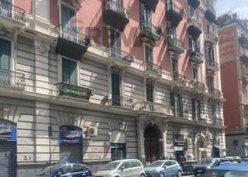 Edificio all\'aperto - Apartment Via Cesare Rosaroll
 
24, Napoli - photo 1