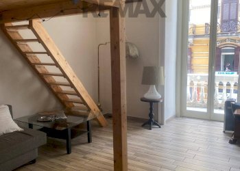 Scale - Apartment Via Cesare Rosaroll
 
24, Napoli - photo 25
