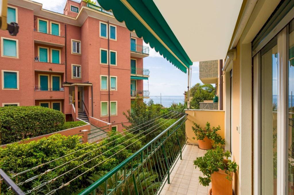 Balcone - Three-room apartment via Luigi Casale, Rapallo - photo 2