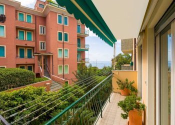 Balcone - Three-room apartment via Luigi Casale, Rapallo - photo 2