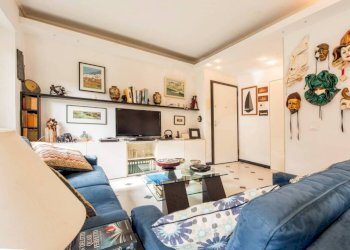 Salone - Three-room apartment via Luigi Casale, Rapallo - photo 14