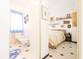 Disimpegno - Three-room apartment via Luigi Casale, Rapallo - photo 21