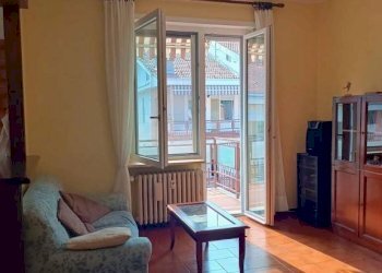 Salone - Three-room apartment via dell'Annunziata, Mondovì - photo 8