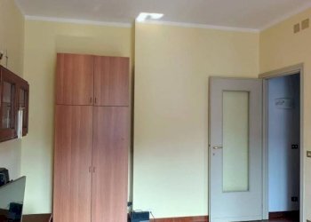 Salone - Three-room apartment via dell'Annunziata, Mondovì - photo 19