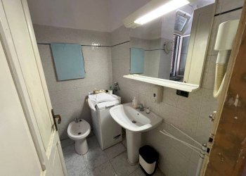 Bagno - Trilocale via Arquata, 13/18, Torino (zona Crocetta) - foto 15