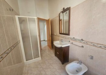 img-20260618-wa0008 - Three-room apartment Agugliano - photo 12