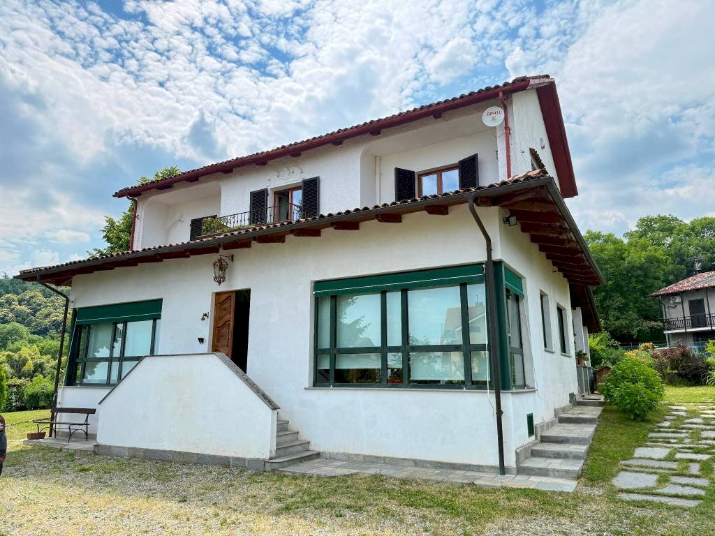 Facciata - Villa via Coassoli, Cantalupa - foto 3