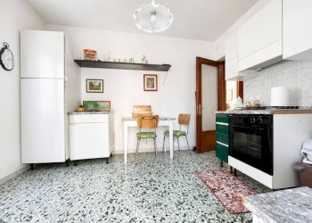Cucina - Appartamento via Fontana, 20, Roccaforte Mondovì - foto 18