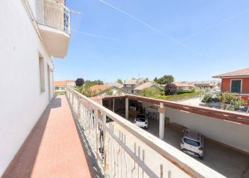 Balcone - Villa via Cuneo, 17, Castelletto Stura - foto 33