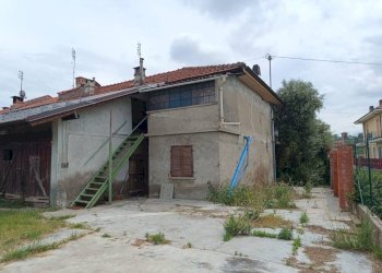 Facciata - Rustico via Luigi Einaudi, 34, San Secondo di Pinerolo - foto 17
