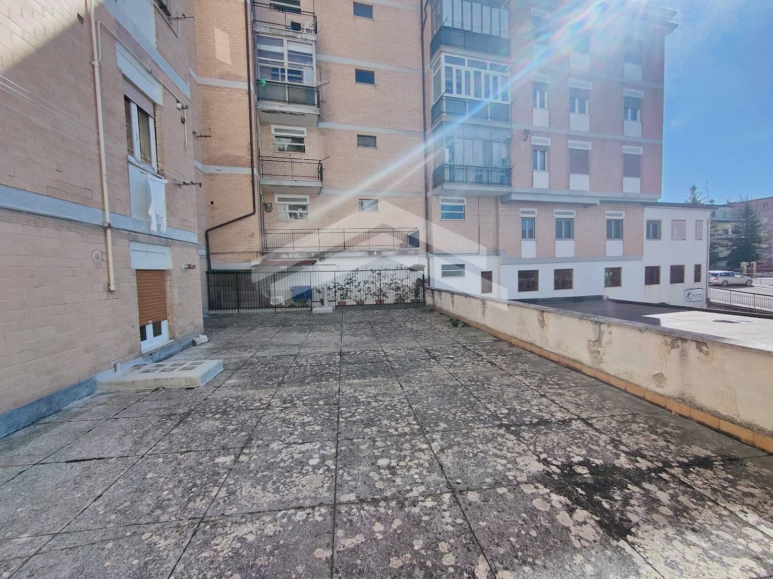 Foto 2 - Three-room apartment Via IV Novembre
105, Campobasso - photo 2
