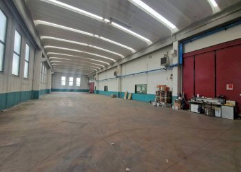 Interno non residenziale - Capannone via Amedeo Modigliani, Inveruno - foto 14