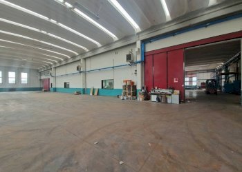 Interno non residenziale - Capannone via Amedeo Modigliani, Inveruno - foto 15