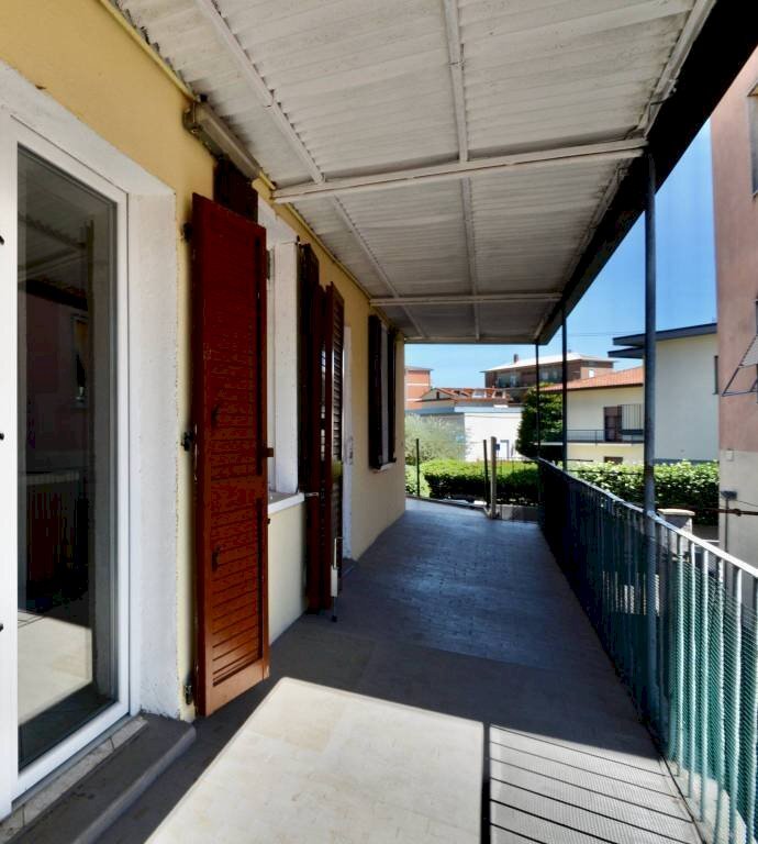 Terrazzo - Two-room apartment via Alberto da Prezzate, Bergamo (neighborhood Canovine) - photo 1