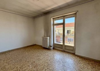 Camera da letto - Three-room apartment via Sanfrè, 16, Carmagnola - photo 8