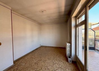 Camera da letto - Three-room apartment via Sanfrè, 16, Carmagnola - photo 9