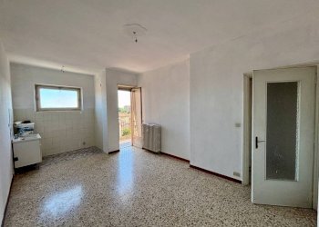 Soggiorno - Three-room apartment via Sanfrè, 16, Carmagnola - photo 11