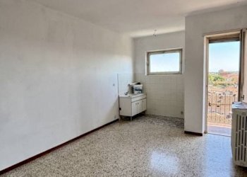 Soggiorno - Three-room apartment via Sanfrè, 16, Carmagnola - photo 12