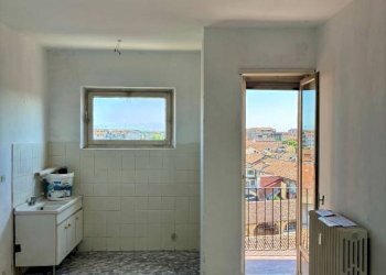 Soggiorno - Three-room apartment via Sanfrè, 16, Carmagnola - photo 13