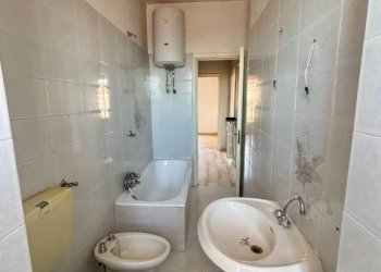 Bagno - Three-room apartment via Sanfrè, 16, Carmagnola - photo 20
