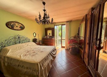 Camera da letto - Villa via Cortiglione, Vinchio - photo 31