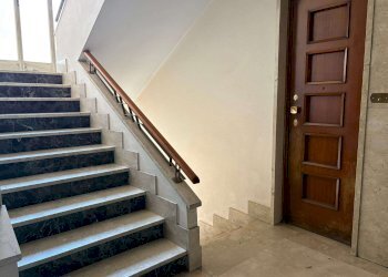 pianerottolo - Appartamento via Ormea, 34, Torino (zona San Salvario) - foto 5