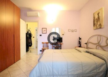 Camera da letto - Trilocale via Breglio, 120, Torino (zona Borgo Vittoria) - foto 14