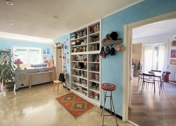 Ingresso - Apartment viale Ammiraglio Giorgio des Geneys, 18, Genova (neighborhood Quarto) - photo 8