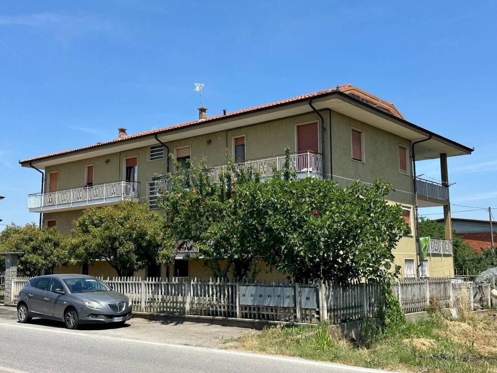 Facciata - Appartamento frazione San Chiaffredo, Busca - foto 1