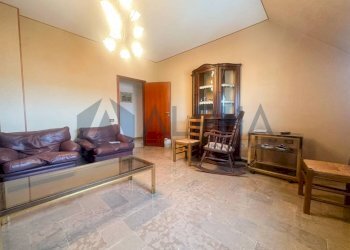 Salone - Appartamento via Giuseppe Mazzini, Bagnacavallo - foto 3