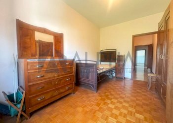 Camera da letto - Appartamento via Giuseppe Mazzini, Bagnacavallo - foto 12