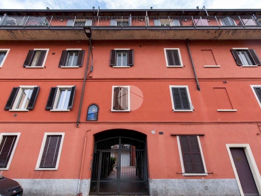 One-room apartment Via Cusago, Milano (neighborhood Baggio) - photo 1