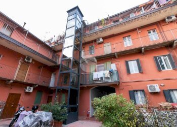 One-room apartment Via Cusago, Milano (neighborhood Baggio) - photo 3