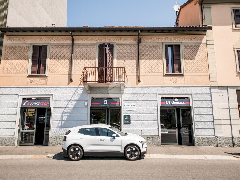 Two-room apartment Via giovanni antonio amadeo, Milano (neighborhood Ortica) - photo 2