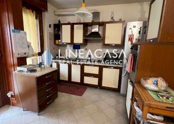 Trilocale via Fratelli Rosselli 8, Buccinasco - foto 4