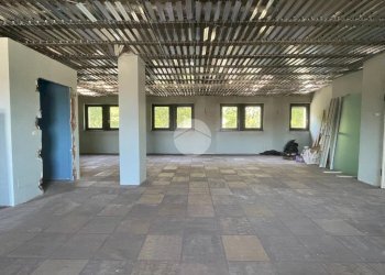 Four-room apartment Corso Luigi Einaudi, Asti - photo 10