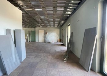 Four-room apartment Corso Luigi Einaudi, Asti - photo 12