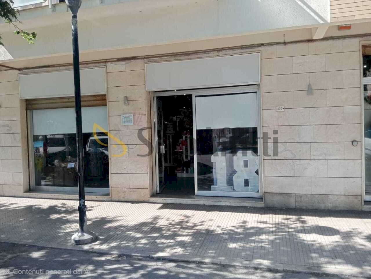 Foto Via Nino Bixio 1 - Commercial Premises Falconara Marittima - photo 1